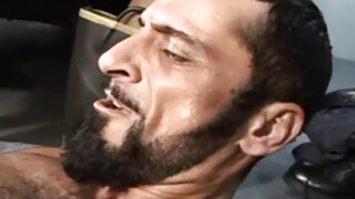 ٹیٹو والی کتیا اور ک ...