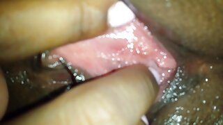 دلکش لڑکی کرسٹین سرد ...